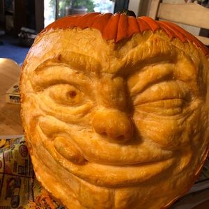 Meet your Posher, Roxann